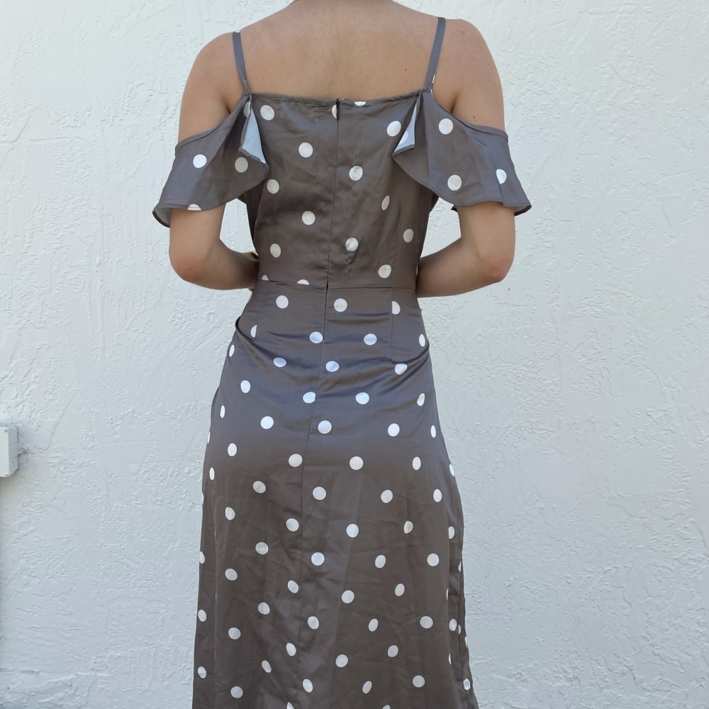 Flowy off the shoulder polka dot summer dress - Picture 3 of 3